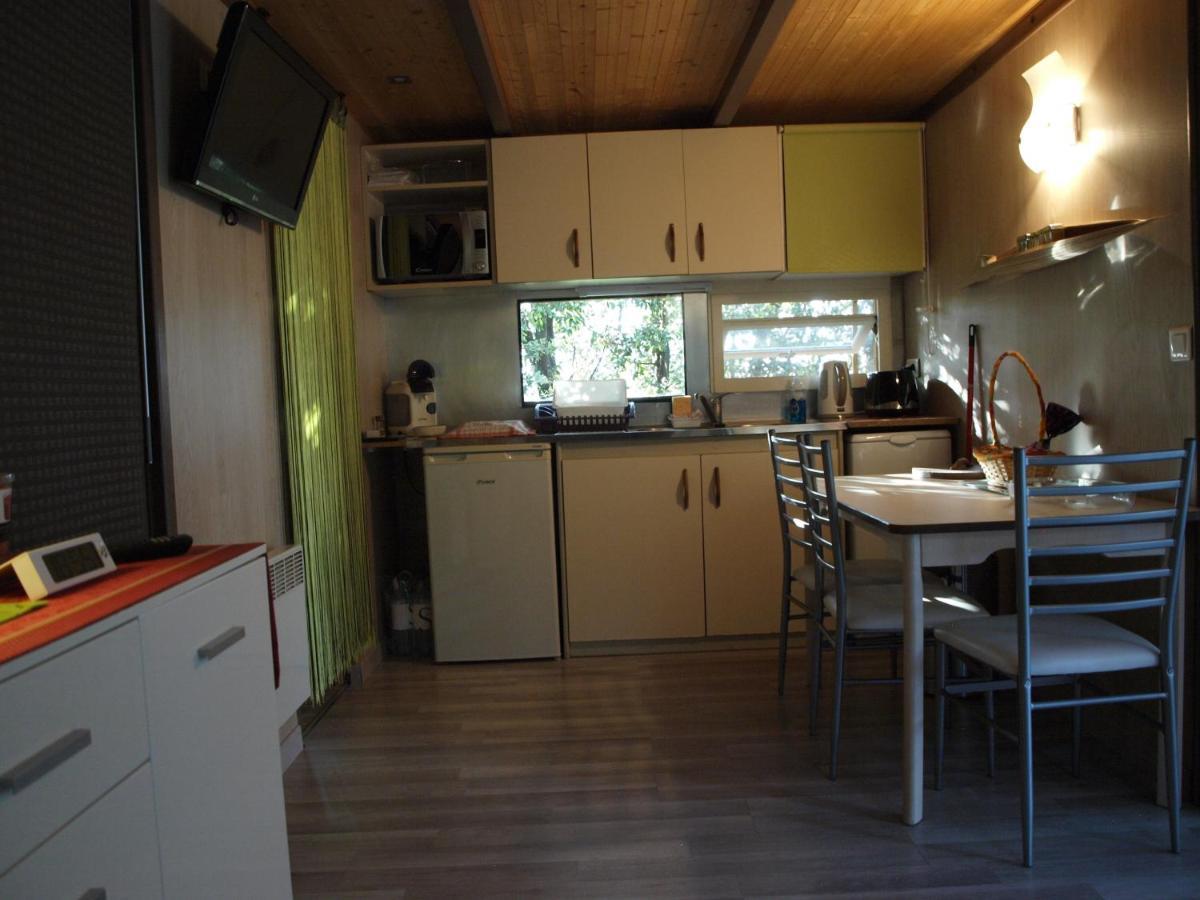 Le Petit Chalet Портисьо Экстерьер фото